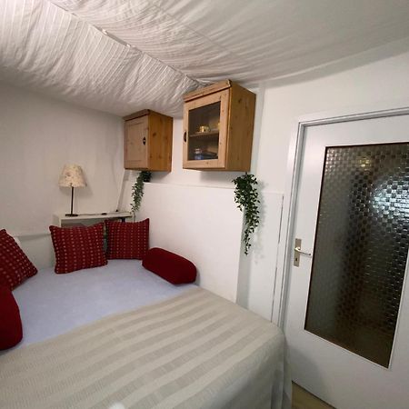 Fiala Home Neumünster Екстериор снимка